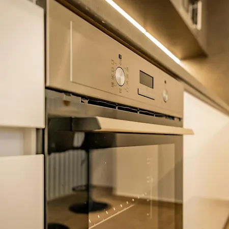 Urban Luxury Салоники